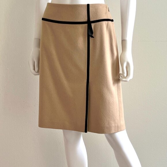 Vintage C2000s ANN TAYLOR Loft, Camel Tan Wool Blend Skirt, Velvet Trim, 8 - Picture 1 of 6